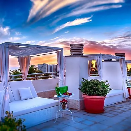 Oro Blanco Hotel