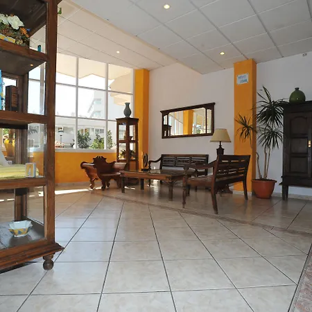Oro Blanco Hotel 2*